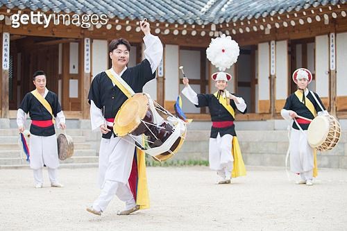 Hàn Quốc lưu giữ nghệ thuật dân vũ nhạc Samulnori truyền thống (Ngày 29/6/2024)